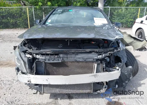 2014 Mercedes-Benz Cla 250 z USA, uszkodzony, nr VIN WDDSJ4EB1EN027814